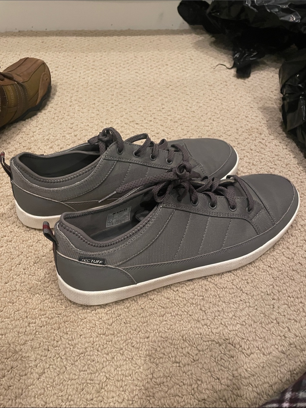 Tectuff Men's Gray Low-Top Sneakers